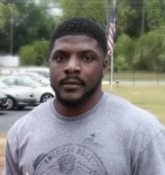 Travis Custis - Trainer at LockerRoom